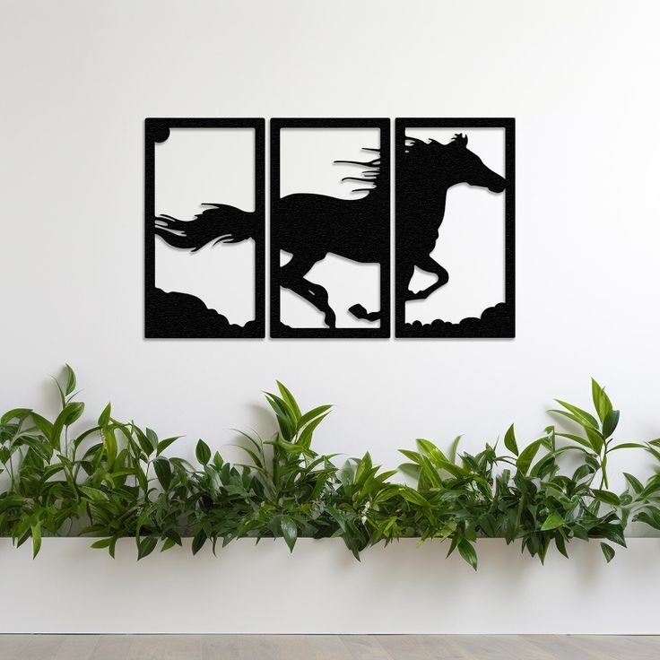 Midnight Gallop – Modern 3-Panel Running Horse Wall Art